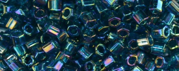 (image for) TOHO Size 8/o Hexagon Shape Seed Bead-Blue Zircon Transparent Rainbow