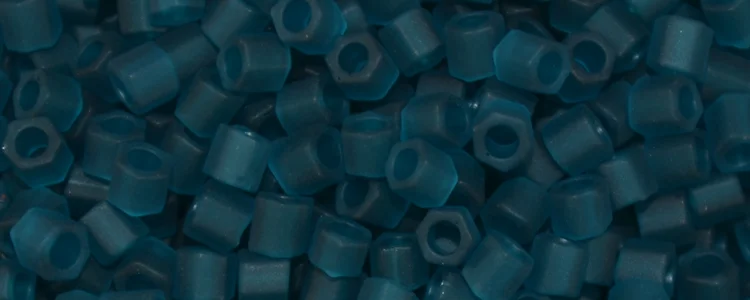 (image for) TOHO Size 8/o Hexagon Shape Seed Bead-Blue Zircon Transparent Matte
