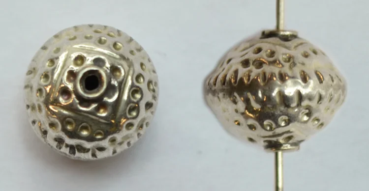 (image for) Bali Silver Round Bead - 10mm Stamped Saucer Bead * 5 Beads