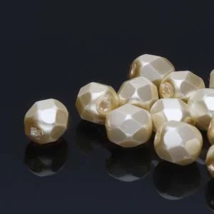 (image for) Czech Fire Polish 6mm-Pearl Cream * 75 Bead Strand