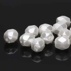 (image for) Czech Fire Polish 4mm-Glass Pearls White * 100 Bead Strand