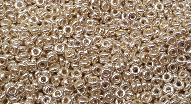 (image for) TOHO 8/o Demi Round, Silver Galvanized (PermaFinish), color # 8TD-PF558
