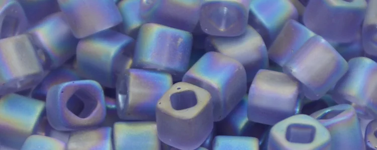 (image for) TOHO 4mm Cube Shape Seed Beads-Light Purple Transparent Rainbow Matte