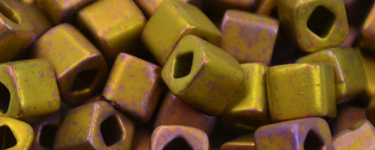 (image for) TOHO 4mm Cube Shape Seed Beads-Copper Gold Iris Metallic Matte