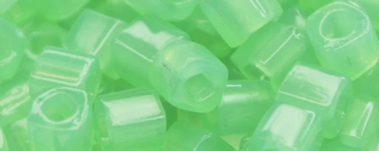 (image for) TOHO 4mm Cube Shape Seed Beads-Light Green Opal
