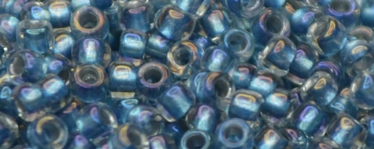 (image for) TOHO 15/o Round Seed Bead-Blue Lined Crystal Rainbow. 15T263