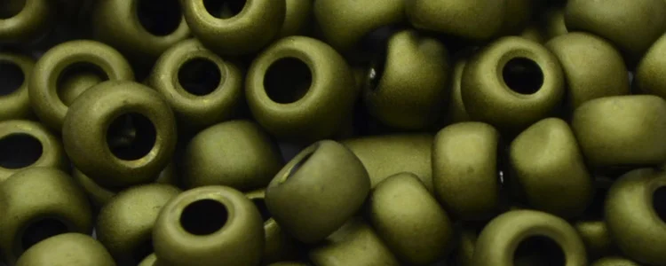 (image for) TOHO Siz 6/o Round Seed Bead-Olive Green Metallic Matte 6T617
