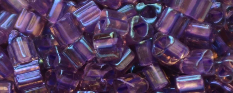 (image for) TOHO Size 11/o Triangle Shape Seed Bead-Purple Lined Amethyst Transparent