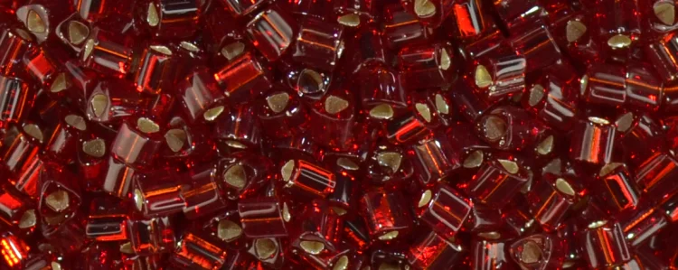 (image for) TOHO Size 11/o Triangle Shape Seed Bead-Garnet Silver Lined