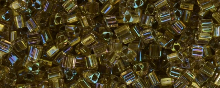 (image for) TOHO Size 11/o Triangle Shape Seed Bead-Bronze Lined Light Pink Rainbow