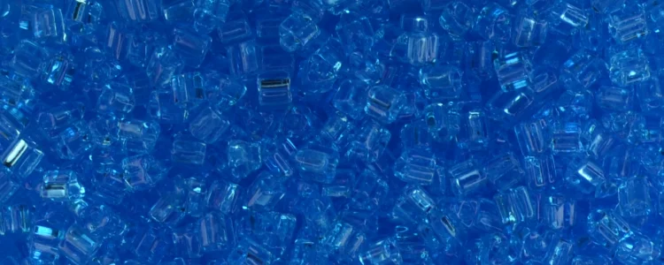 (image for) TOHO Size 11/o Triangle Shape Seed Bead-Aqua Transparent