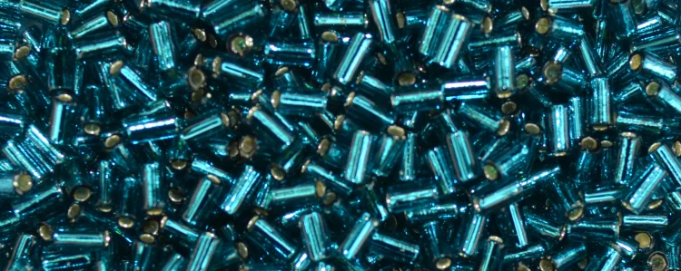 (image for) TOHO Size 1 Bugle Bead. 3mm Length-Blue Zircon Silver Lined