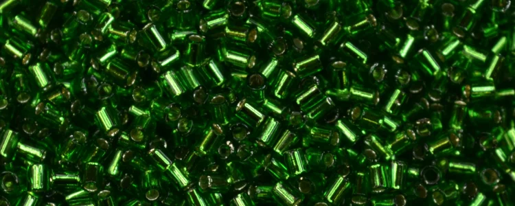 (image for) TOHO Size 1/2 Bugle Bead. 2mm Length-Bright Green Silver Lined