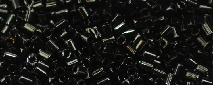 (image for) TOHO Size 1/2 Bugle Bead. 2mm Length-Jet Black Opaque