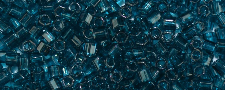 (image for) TOHO Size 8/o Hexagon Shape Seed Bead-Blue Zircon Transparent