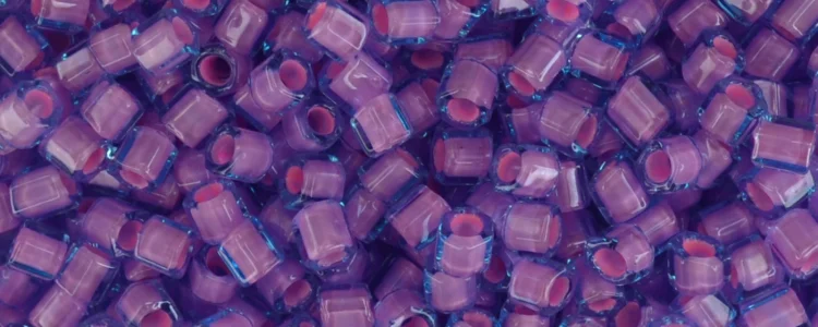 (image for) TOHO Size 8/o Hexagon Shape Seed Bead-Pink Lined Aqua
