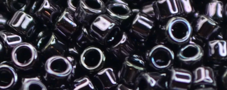 (image for) TOHO Aiko Precision Cylinder Bead. Dark Purple Iris Metallic TB-90