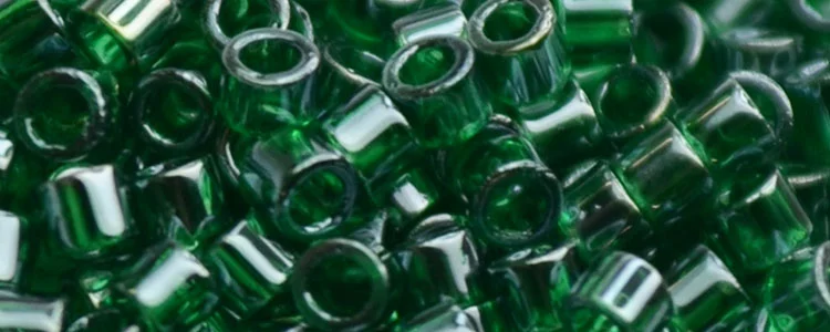 (image for) TOHO Aiko Precision Cylinder Bead. Emerald Green Transparent Luster TB-118