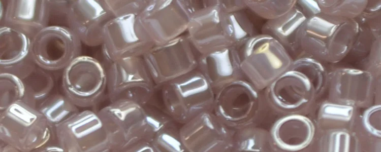 (image for) TOHO Aiko Precision Cylinder Bead. Light Amethyst Ceylon Pearl TB-151