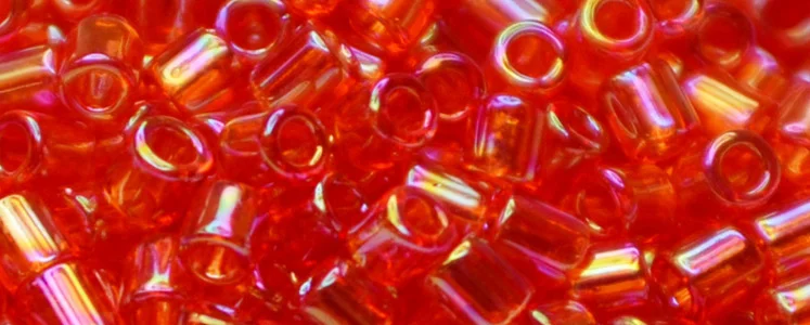(image for) TOHO Size 1.5 Bugle Bead-Ruby Hyacinth Transparent Rainbow