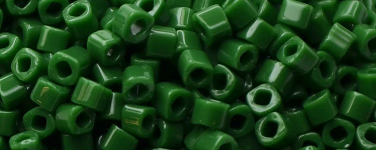 (image for) TOHO 1.5mm Cube Shape Seed Beads-Forest Green Opaque 1.5T47H