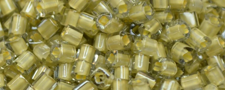 (image for) TOHO 2mm Cube Shape Seed Beads-Beige Lined Crystal Transparent