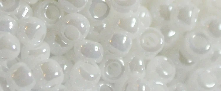 (image for) TOHO 8/o Round Seed Bead-White Opaque Luster #8T121