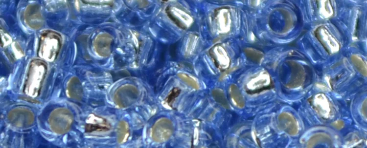 (image for) TOHO 15/o Round Seed Bead-Light Sapphire Silver Lined. 15T33