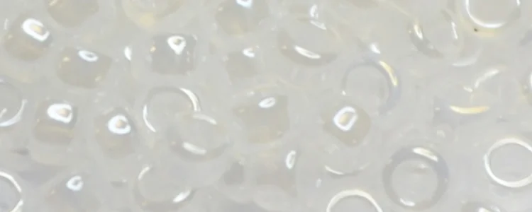 (image for) TOHO 15/o Round Seed Bead-White Ceylon Pearl. 15T141