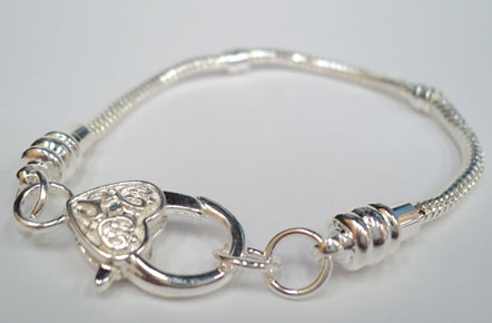 European Style Bracelet-Silver Plate Snake Chain w/ Heart-8"
