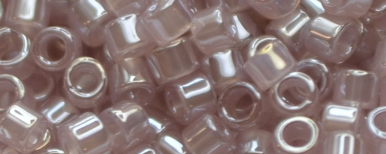 (image for) TOHO Aiko Precision Cylinder Bead. Light Amethyst Ceylon Pearl TB-151