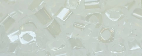 (image for) TOHO 2mm Cube Shape Seed Beads-White Ceylon Pearl