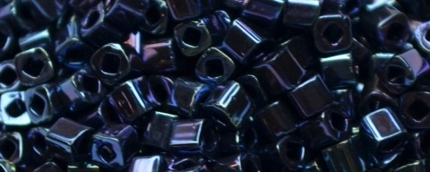 (image for) TOHO 2mm Cube Shape Seed Beads-Blue Iris Metallic