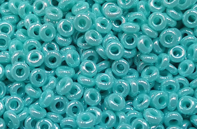 (image for) TOHO 8/o Demi Round, Turquoise Opaque Luster, color # 8TD-132-50
