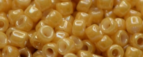 (image for) TOHO Size 15/o Round Seed Bead-Butterscotch Opaque Luster. 15T123D-100
