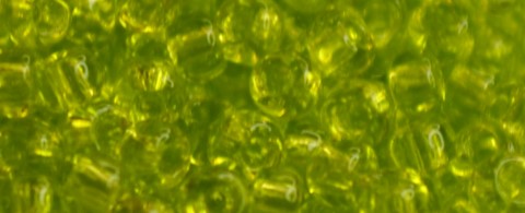 TOHO 15/o Round-Lime Green Transparent #15T4-100